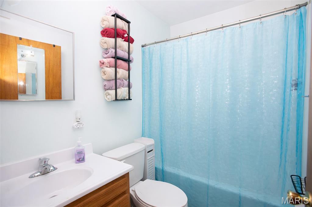 404 Colby Street Bourbon, MO 65441 - Photo 9 of 29