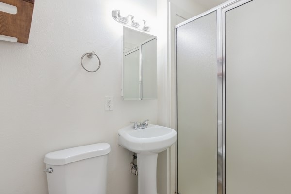 407 Holly Lane Conroe, TX 77304 - Photo 14 of 24
