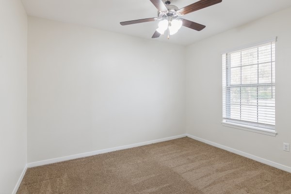 407 Holly Lane Conroe, TX 77304 - Photo 16 of 24
