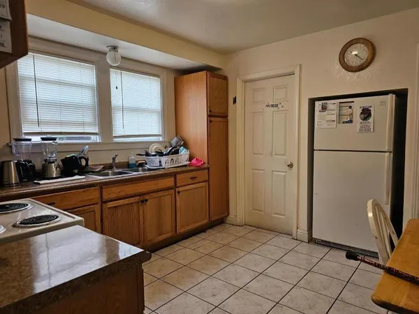 $1,388,000 | 220 Main Street, Half Moon Bay, CA 94019
