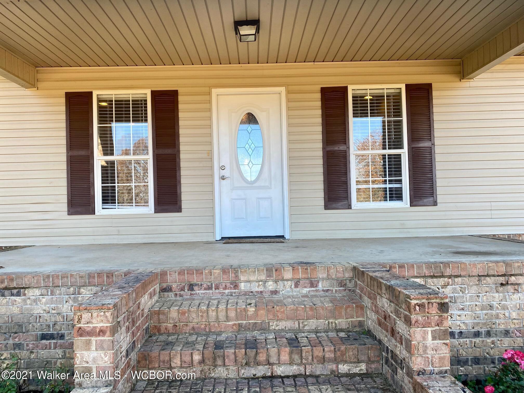 1544 Weeks Road Winfield, AL 35594 - Photo 4 of 39 Gallery Image 4