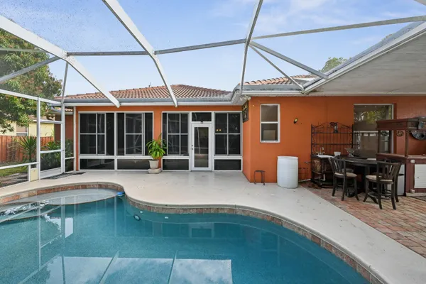 $3,700 | 3044 Southwest Savona Boulevard, Port St. Lucie, FL 34953