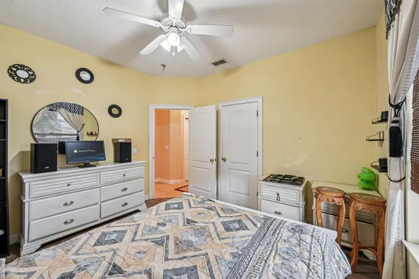 $3,700 | 3044 Southwest Savona Boulevard, Port St. Lucie, FL 34953