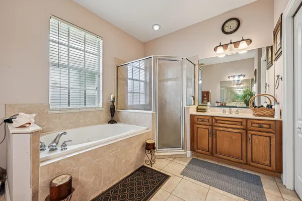 $3,700 | 3044 Southwest Savona Boulevard, Port St. Lucie, FL 34953