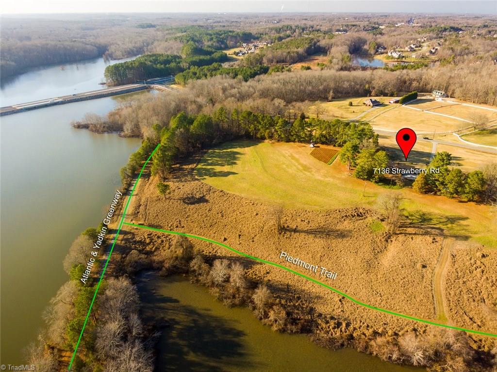 7136 Strawberry Road Summerfield, NC 27358 - Photo 24 of 25 Gallery Image 24
