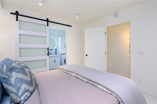 $749,000 | 100 Scholz Plaza, Unit 205, Newport Beach, CA 92663