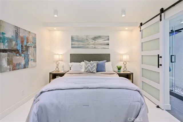 $749,000 | 100 Scholz Plaza, Unit 205, Newport Beach, CA 92663