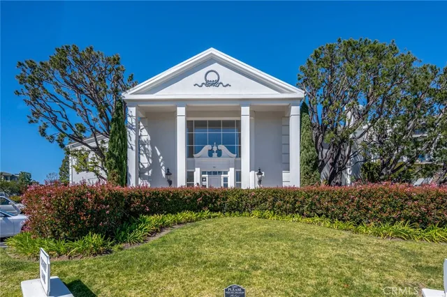 $749,000 | 100 Scholz Plaza, Unit 205, Newport Beach, CA 92663