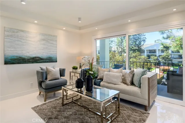 $749,000 | 100 Scholz Plaza, Unit 205, Newport Beach, CA 92663