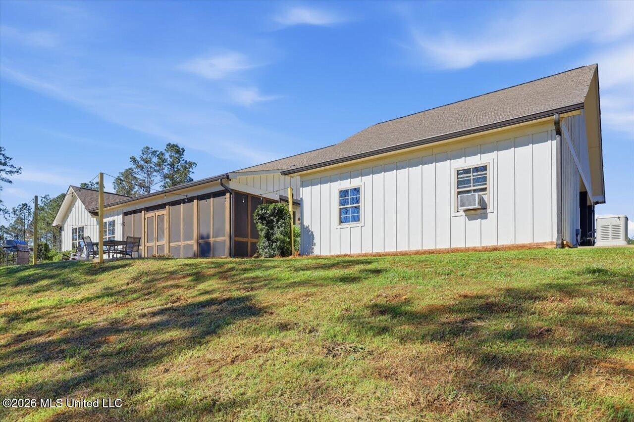 333 Beaverdam Road Camden, MS 39045 - Photo 12 of 93 14-333 Beaverdam Rd _ Home Tours MS