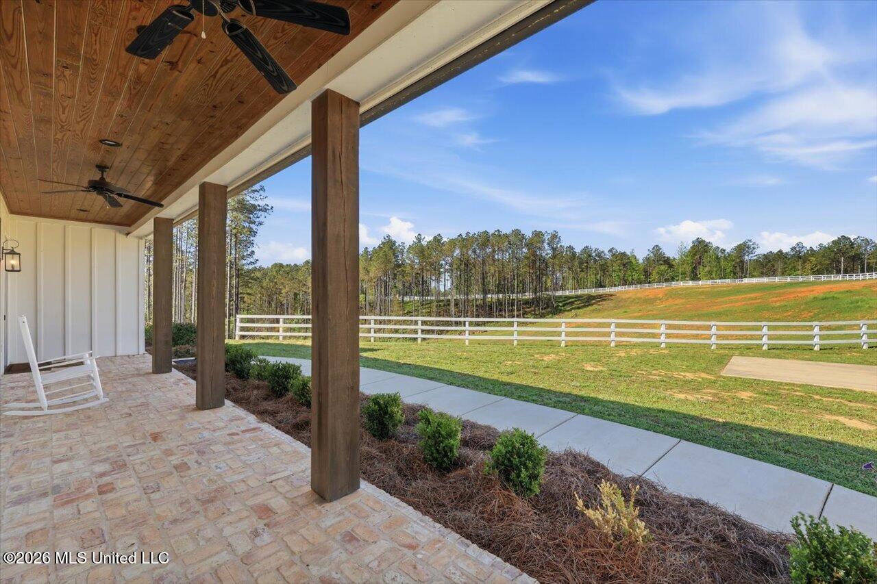 333 Beaverdam Road Camden, MS 39045 - Photo 19 of 93 21-333 Beaverdam Rd _ Home Tours MS
