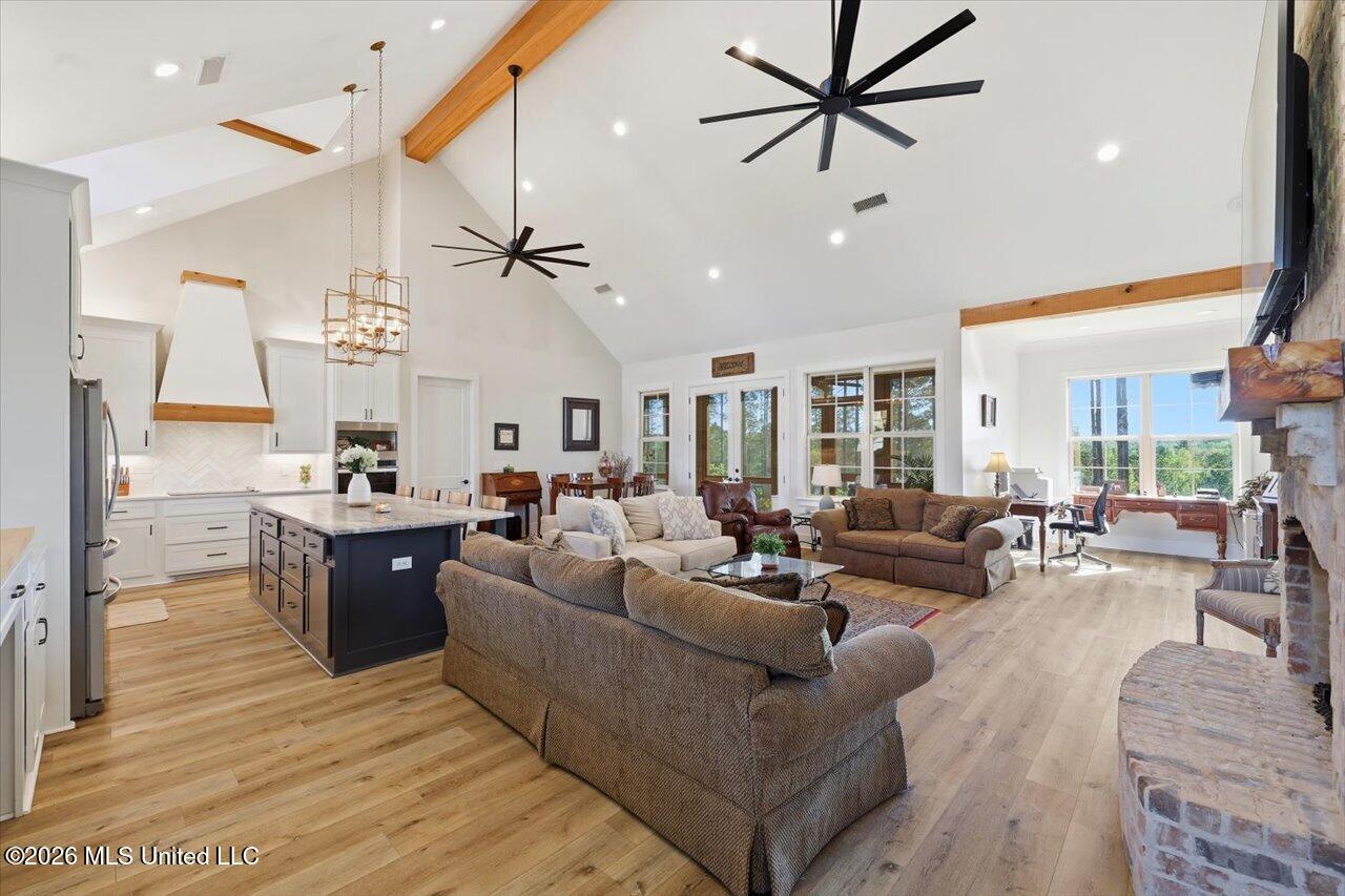 333 Beaverdam Road Camden, MS 39045 - Photo 21 of 93 23-333 Beaverdam Rd _ Home Tours MS