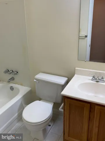 $2,695 | 9006 Pickwick Village Terrace, Silver Spring, MD 20901