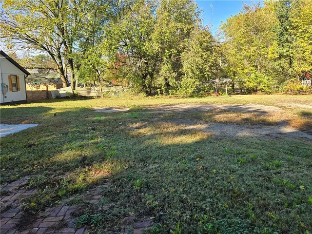 $155,000 | 203 North Chestnut Street, Pittsburg, KS 66762