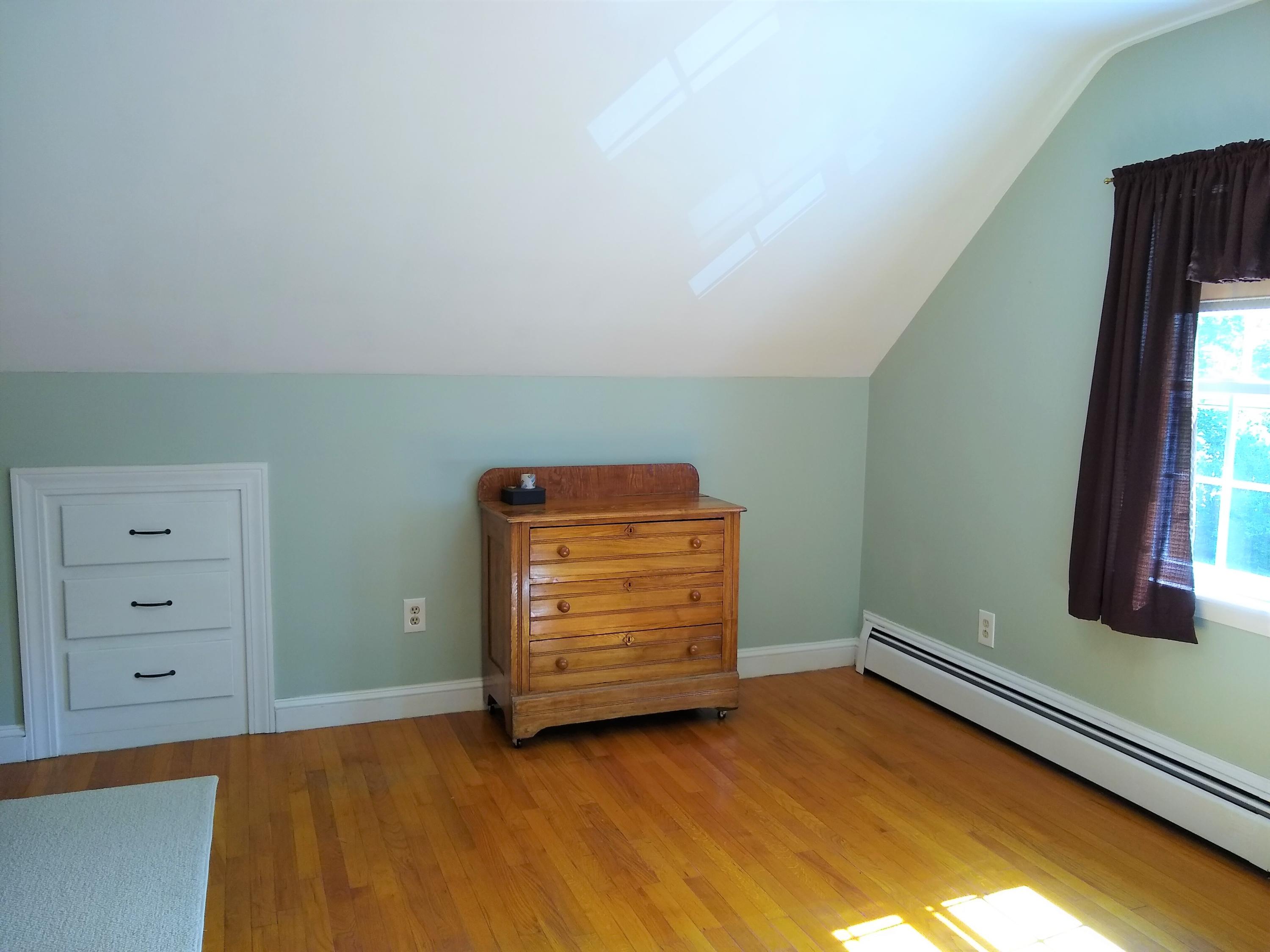28 Skylark Road Portland, ME 04103 - Photo 35 of 40 Upstairs Bedroom 2