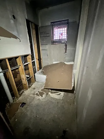 $90,000 | 3827 West Fillmore Street, Chicago, IL 60624