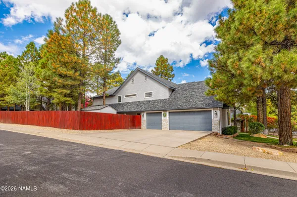 $1,375,000 | 2201 North Bristlecone Drive, Flagstaff, AZ 86004