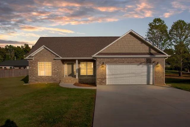 $319,000 | 415 Bumpas Road, Lawrenceburg, TN 38464