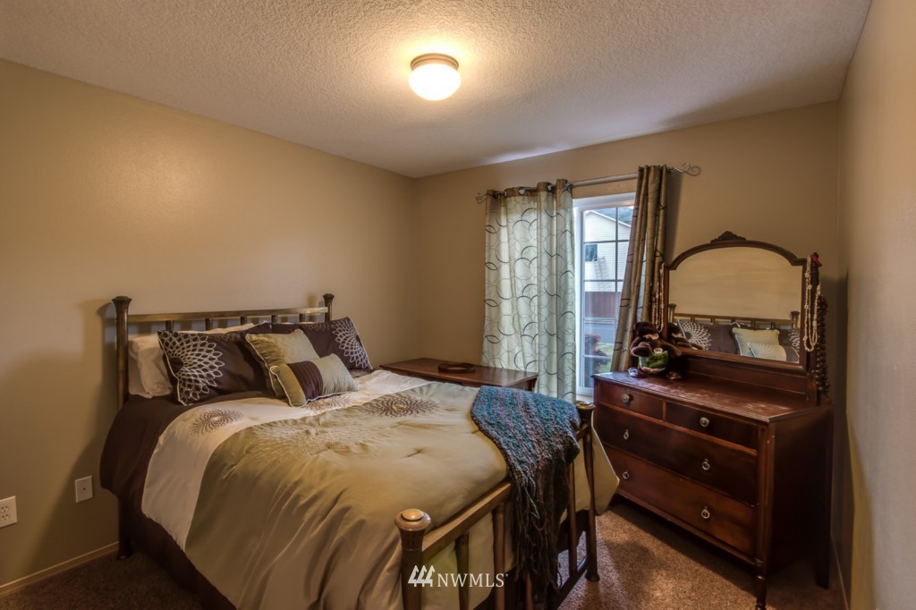 87 Crown Point Road Longview, WA 98632 - Photo 14 of 17 Gallery Image 14