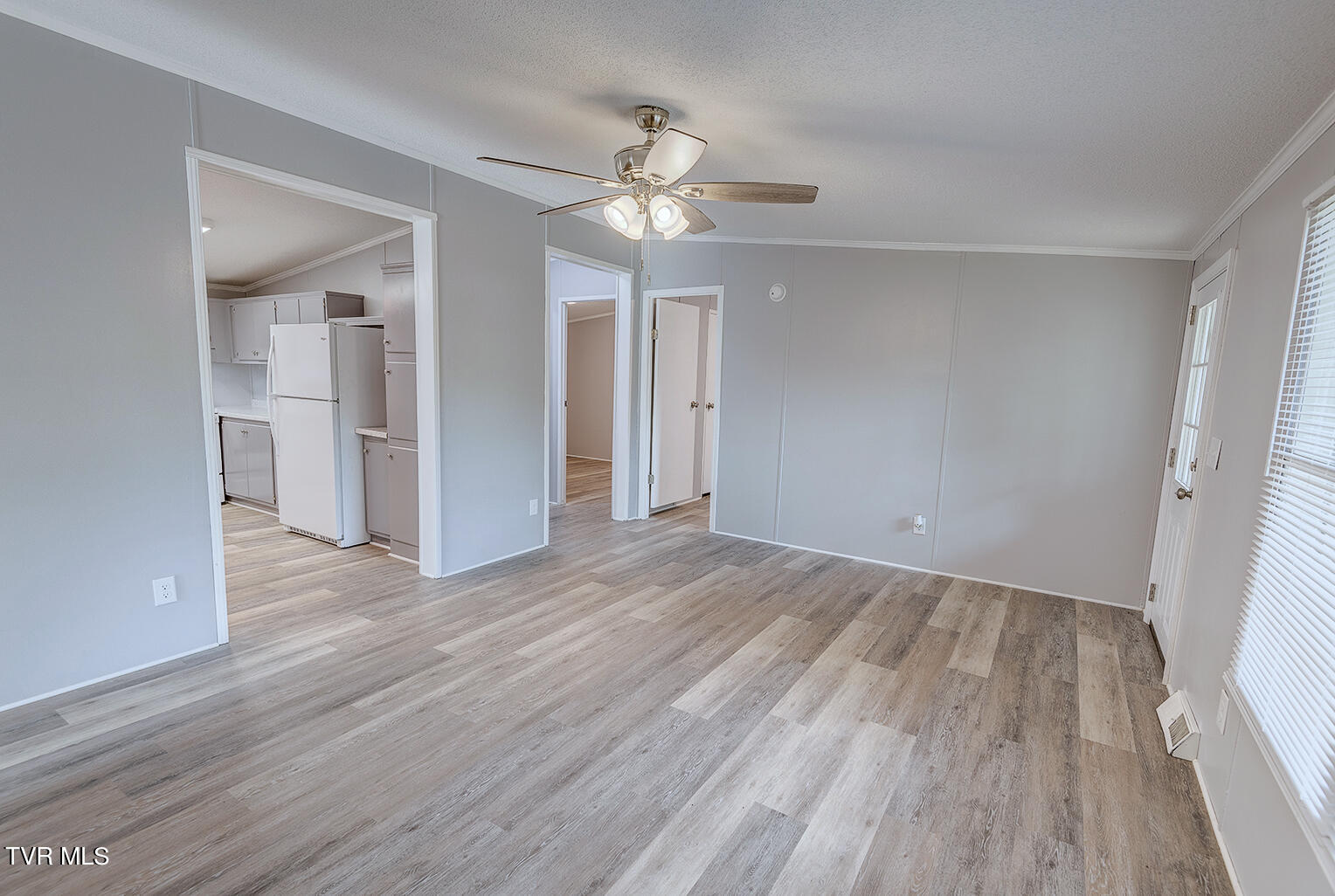 85 3rd Street Midway, TN 37809 - Photo 3 of 28 Shannon-H-35-3rd-Street-Midway-Interior-