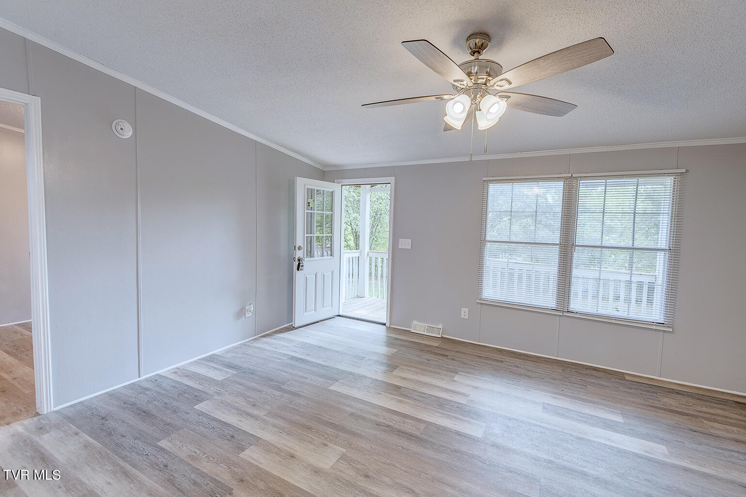 85 3rd Street Midway, TN 37809 - Photo 4 of 28 Shannon-H-35-3rd-Street-Midway-Interior-