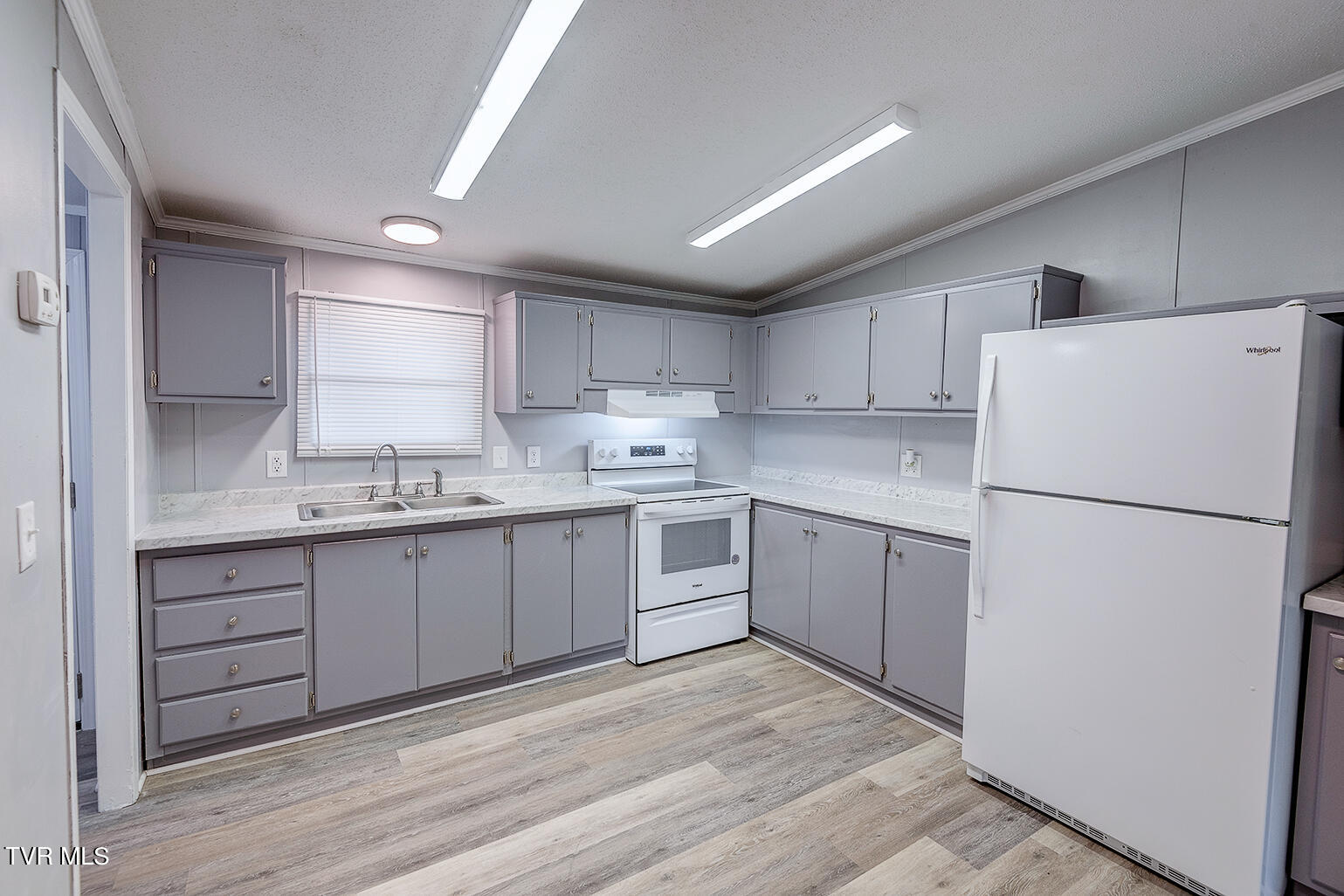 85 3rd Street Midway, TN 37809 - Photo 5 of 28 Shannon-H-35-3rd-Street-Midway-Interior-