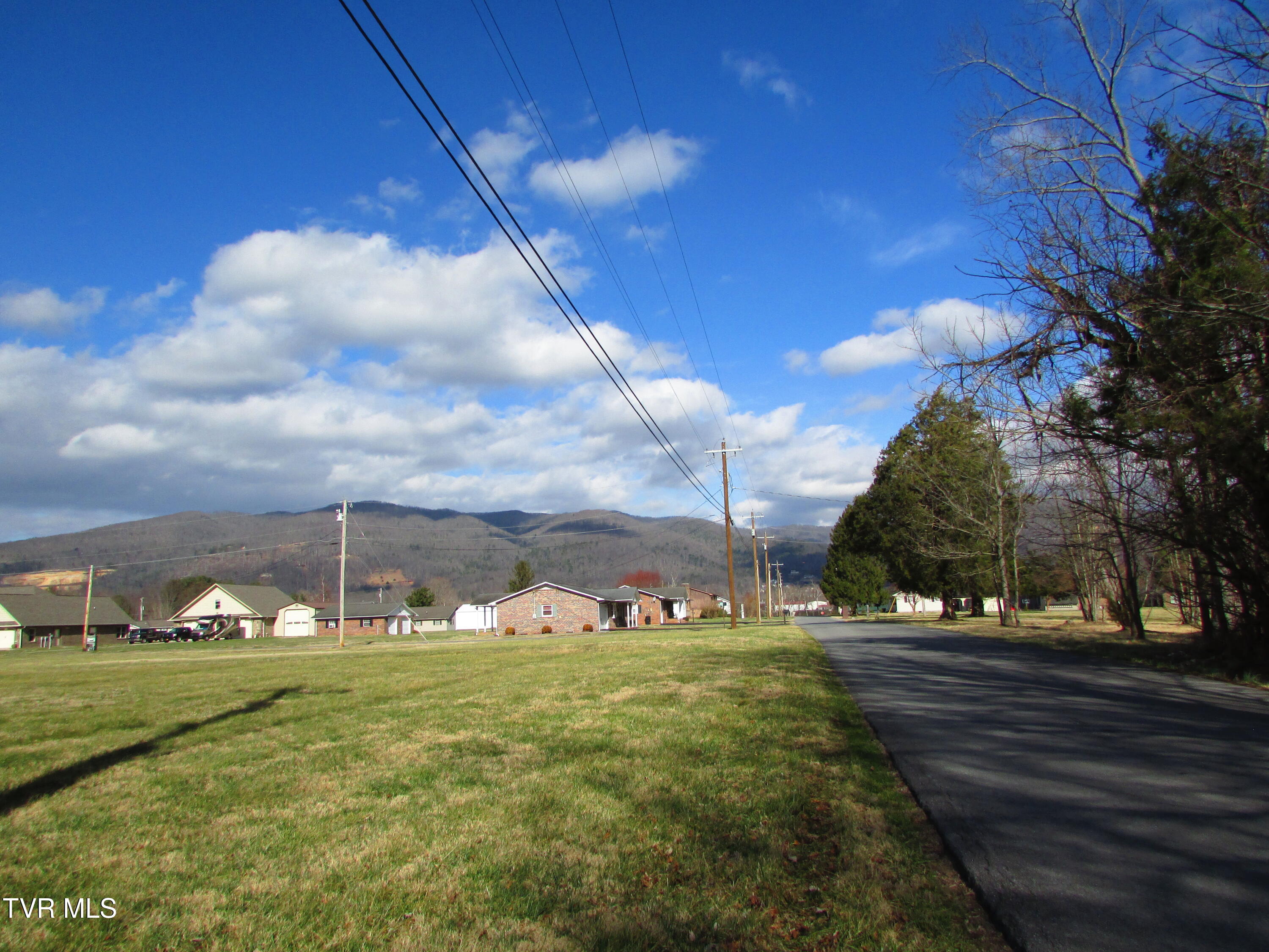 Tbd East El Bowers Road Elizabethton, TN 37643 - Photo 16 of 16 IMG_3423