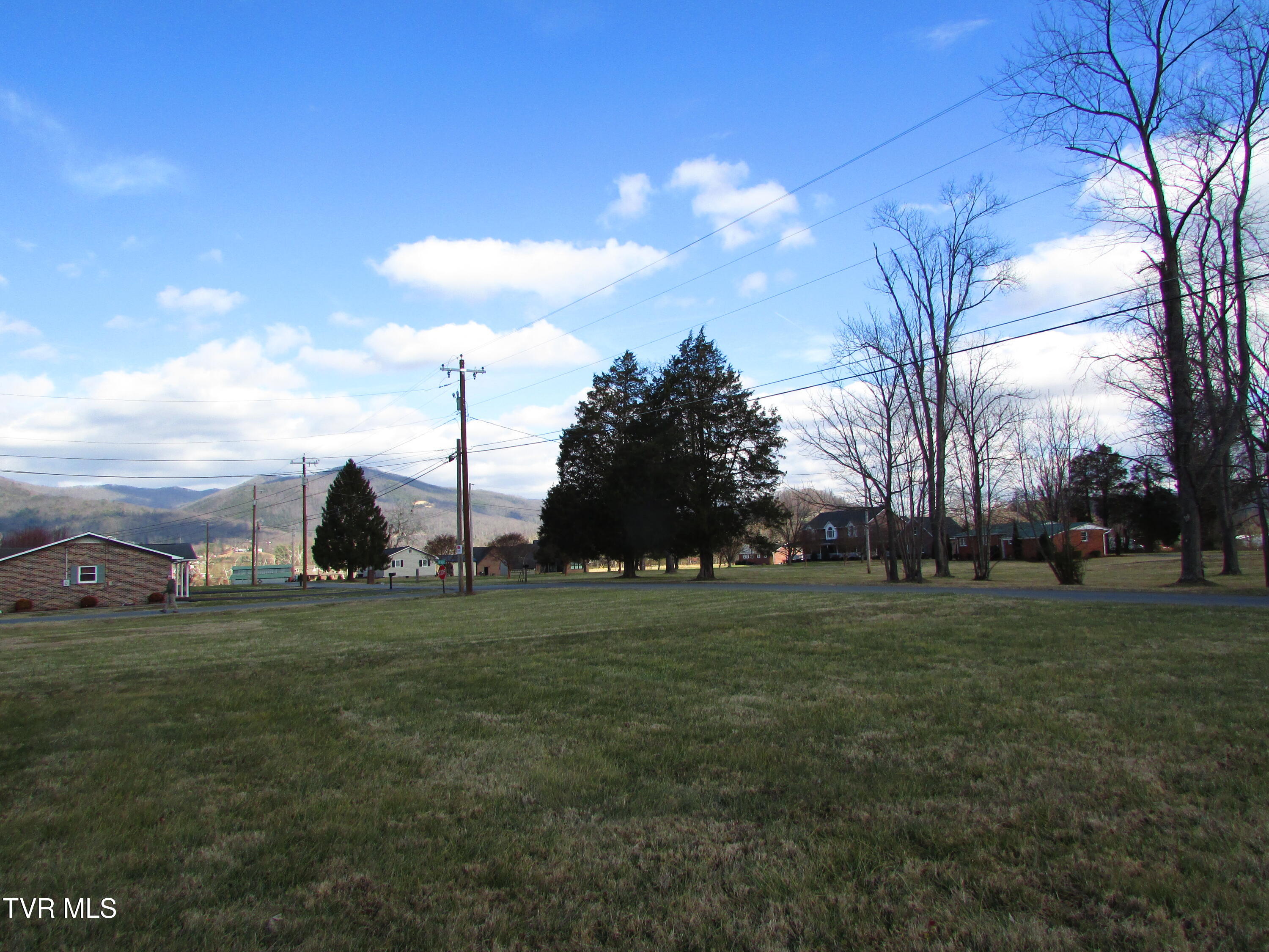 Tbd East El Bowers Road Elizabethton, TN 37643 - Photo 7 of 16 IMG_3414