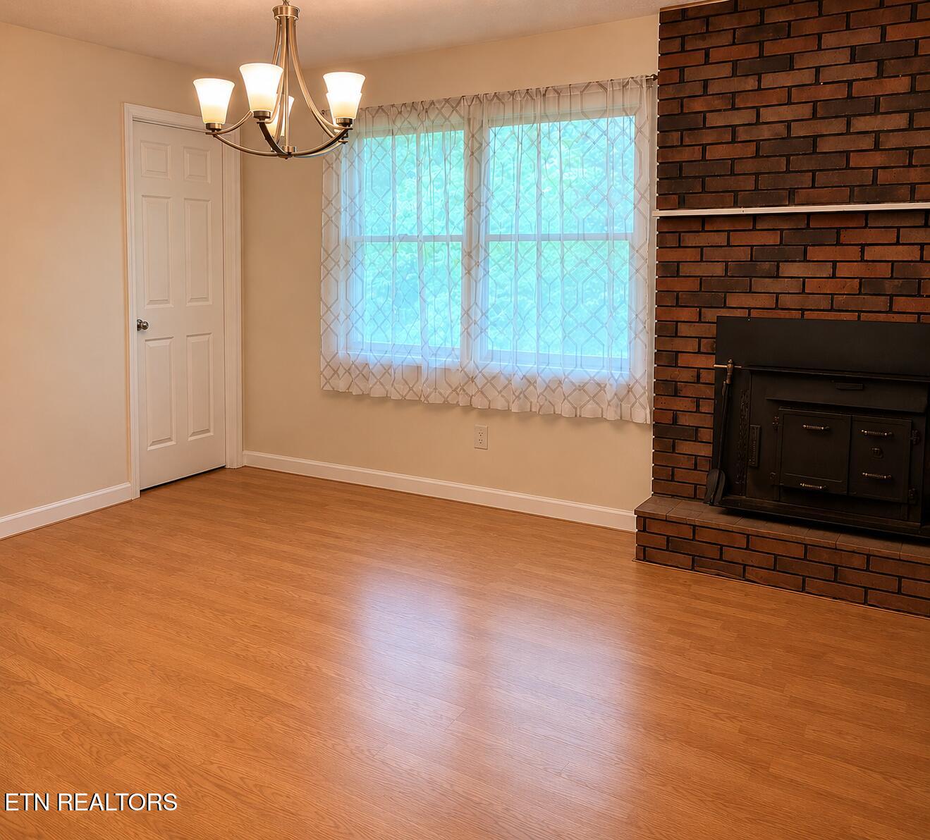 129 Jefferson Street Harrogate, TN 37752 - Photo 42 of 51 office111