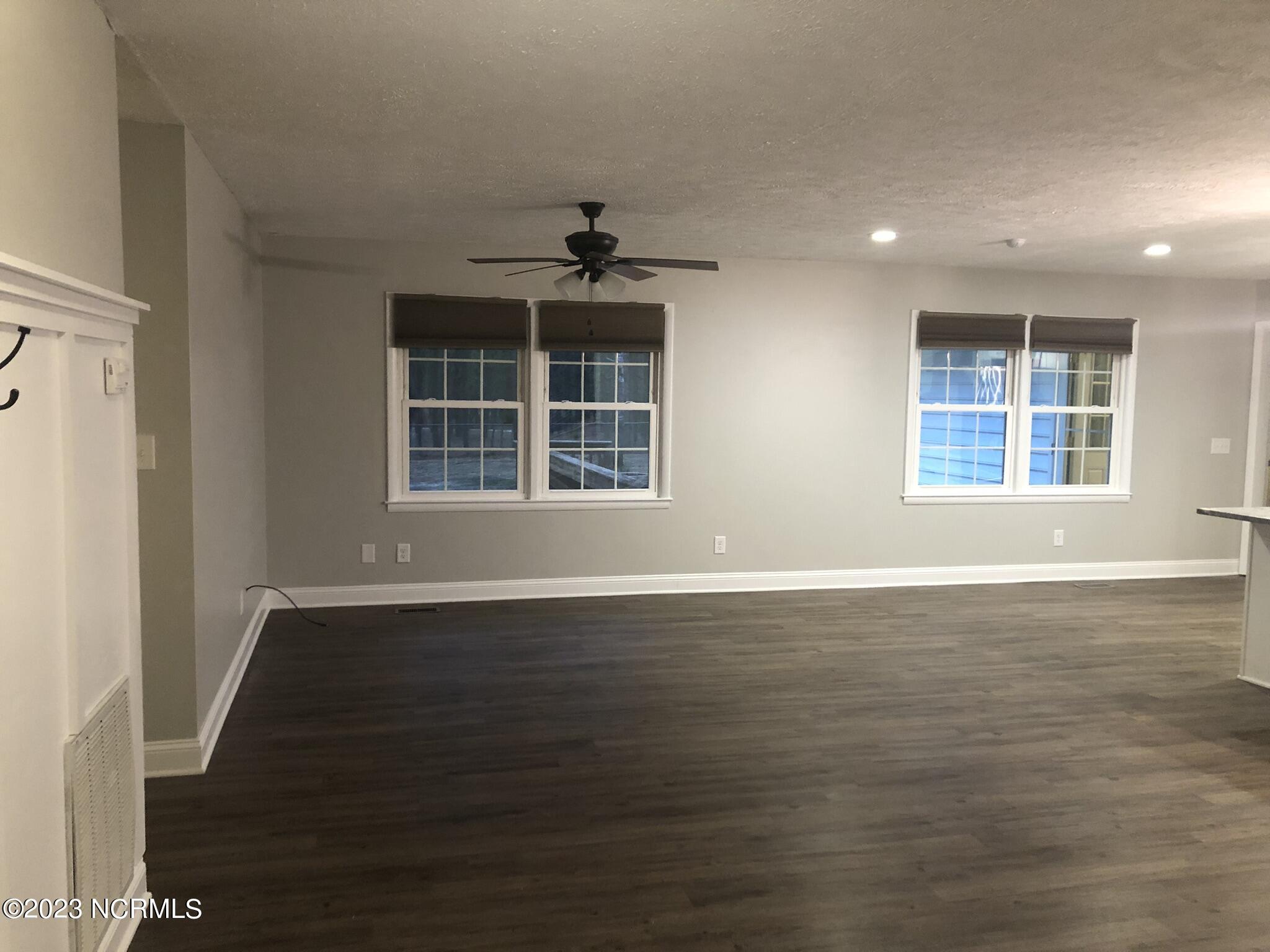 36104 Highway 1 Aberdeen, NC 28315 - Photo 12 of 43 IMG_1551