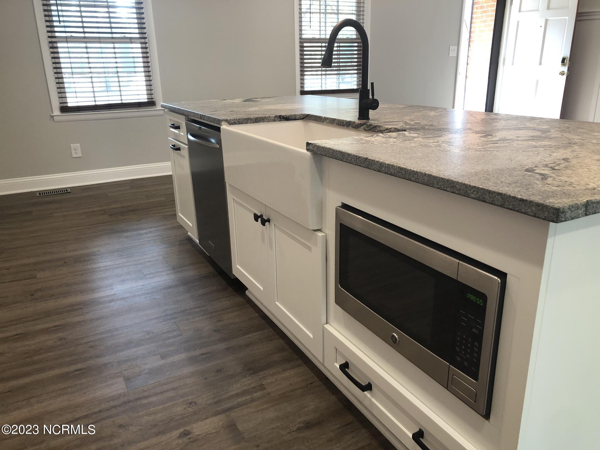 36104 Highway 1 Aberdeen, NC 28315 - Photo 6 of 43 IMG_1661