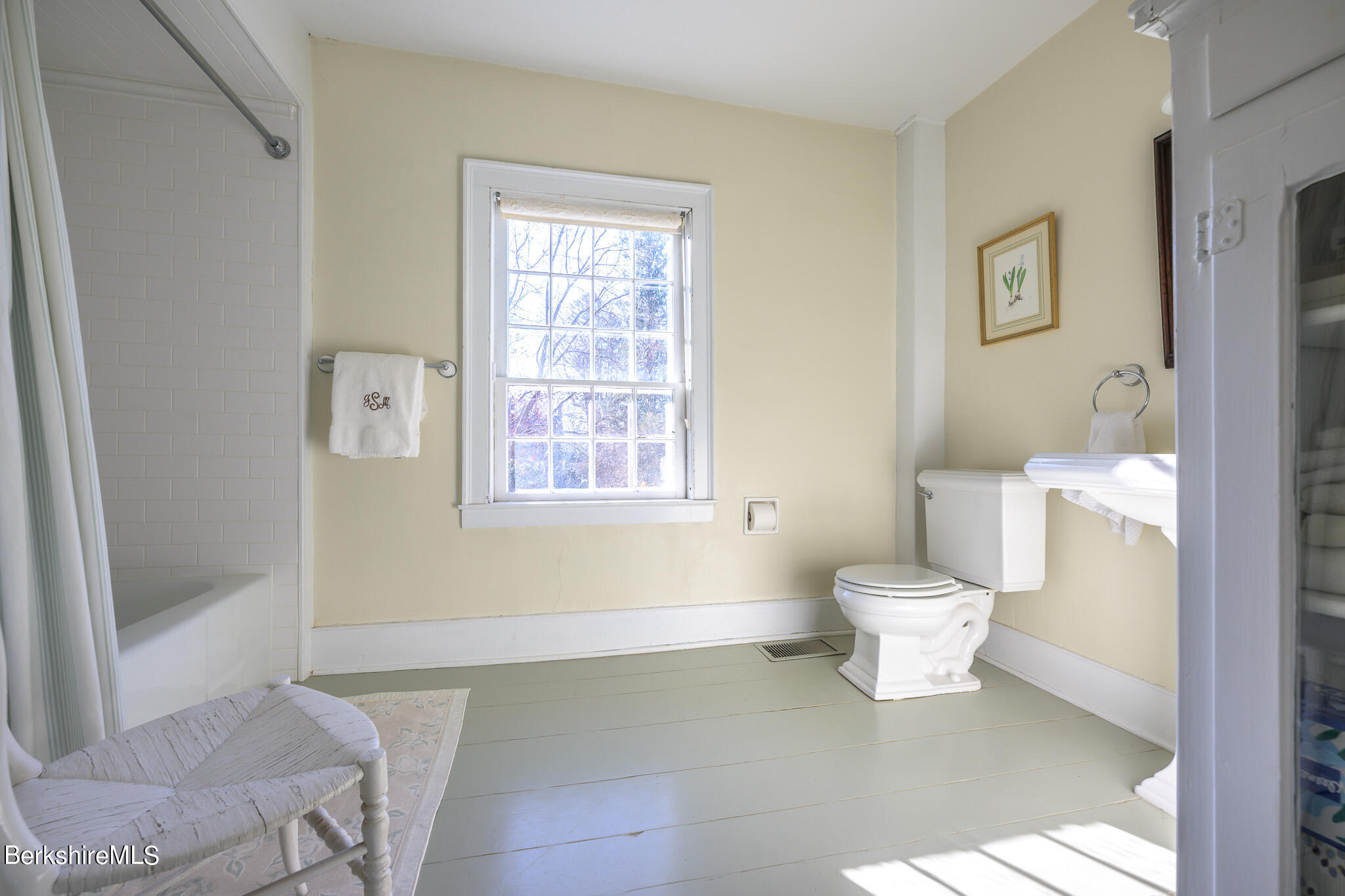 17 Main Street Stockbridge, MA 01262 - Photo 41 of 54 Screen - 17 Main St Stockbridge MA 01262