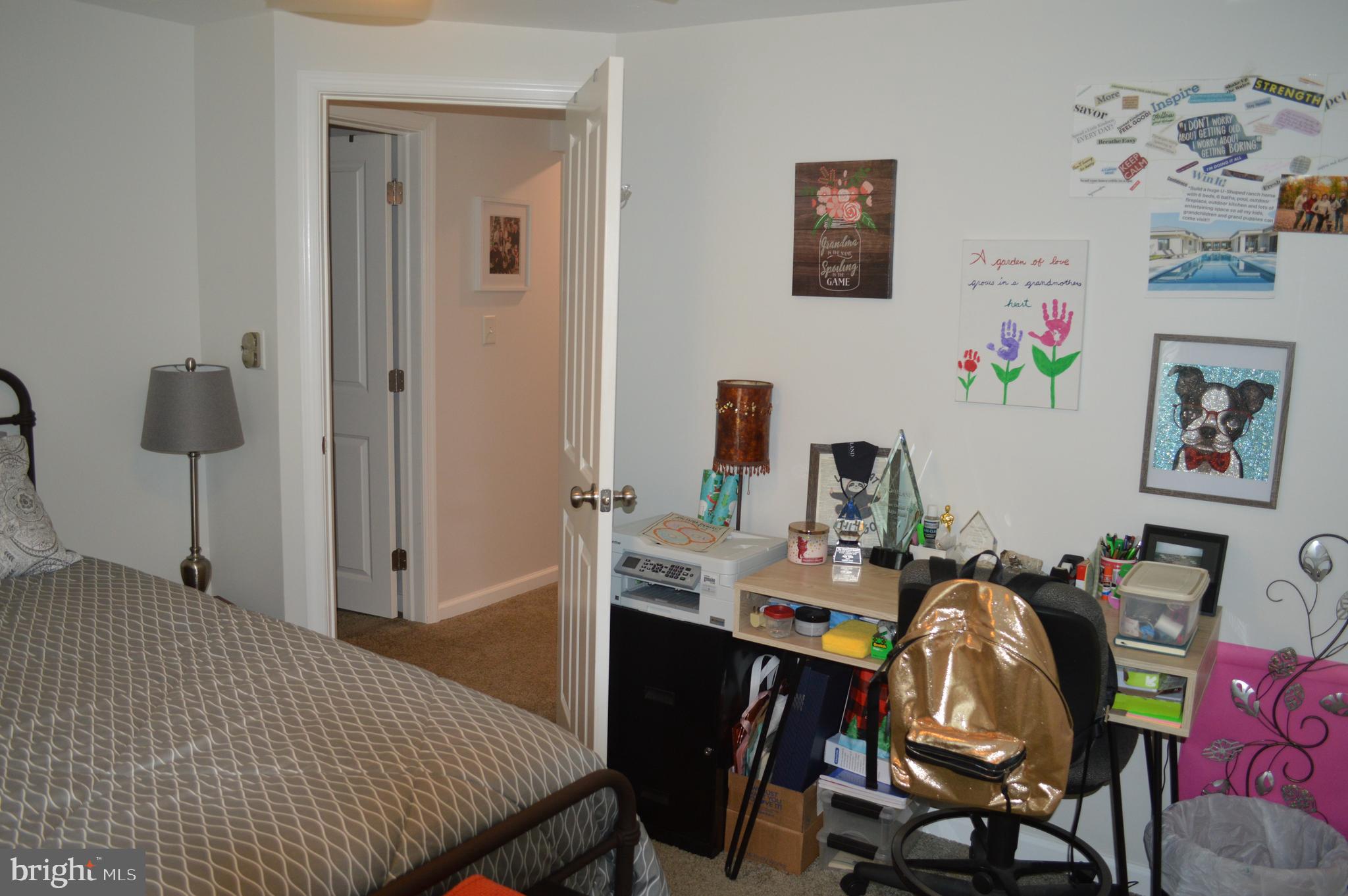 140 East Hanover Street Hanover, PA 17331 - Photo 23 of 42