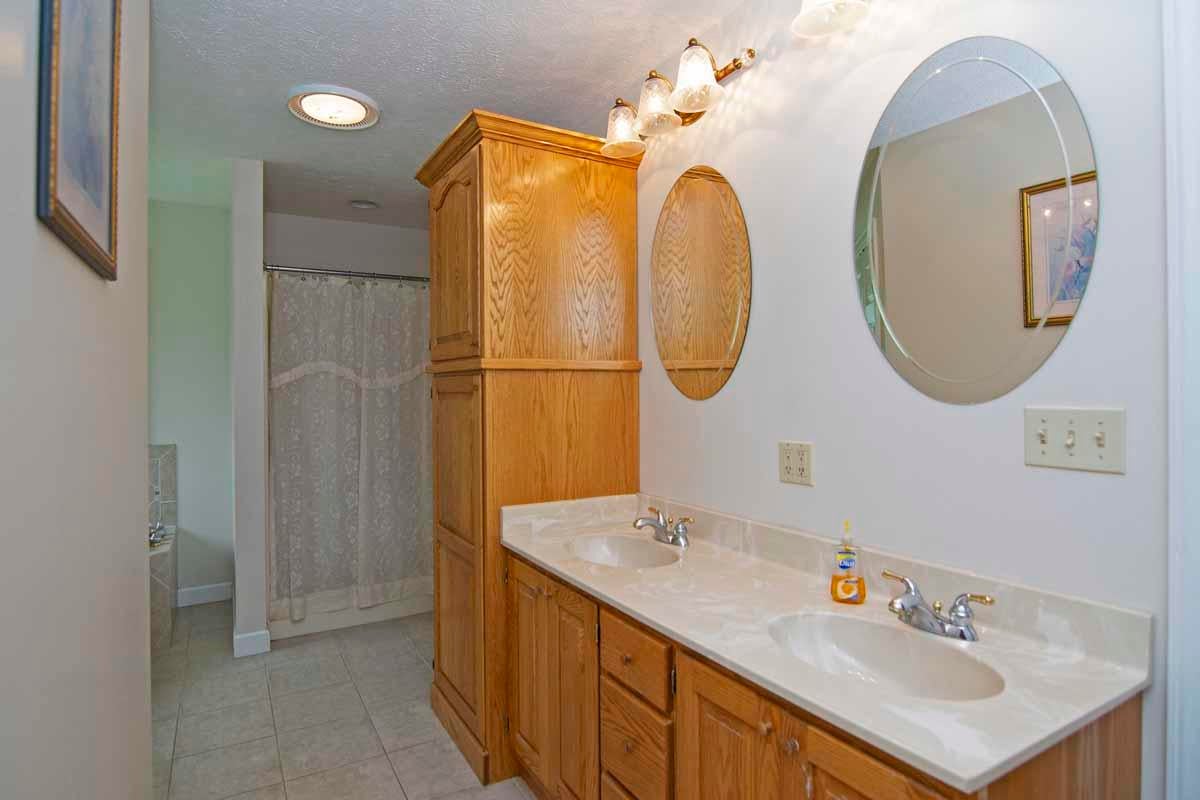 1498 Flat Mountain Road Sinks Grove, WV 24976 - Photo 38 of 57 Gallery Image 38