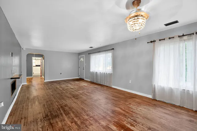 $375,000 | 4109 Skyline Drive, Suitland, MD 20746