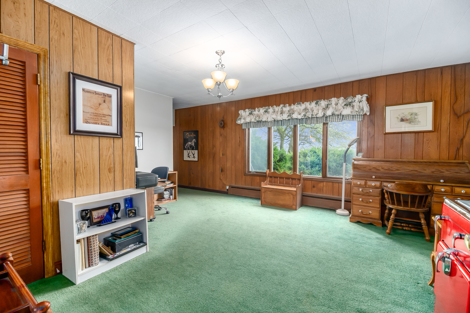 15525 West Hoff Road Manhattan, IL 60442 - Photo 14 of 30 a room with furniture and a window