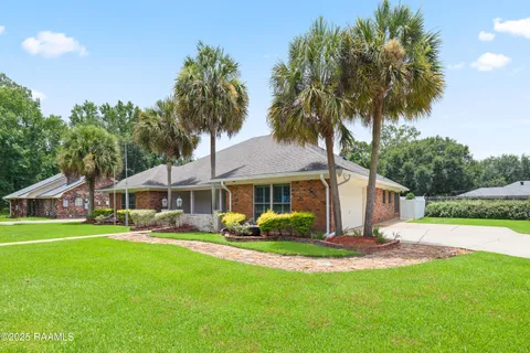 $439,000 | 1127 North Monte Blanc Drive, Abbeville, LA 70510