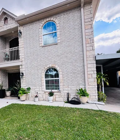 $1,000 | 7618 Linden Street, Houston, TX 77012