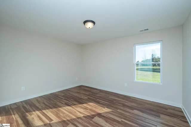 $289,900 | 25 Simpson Creek Road, Laurens, SC 29360