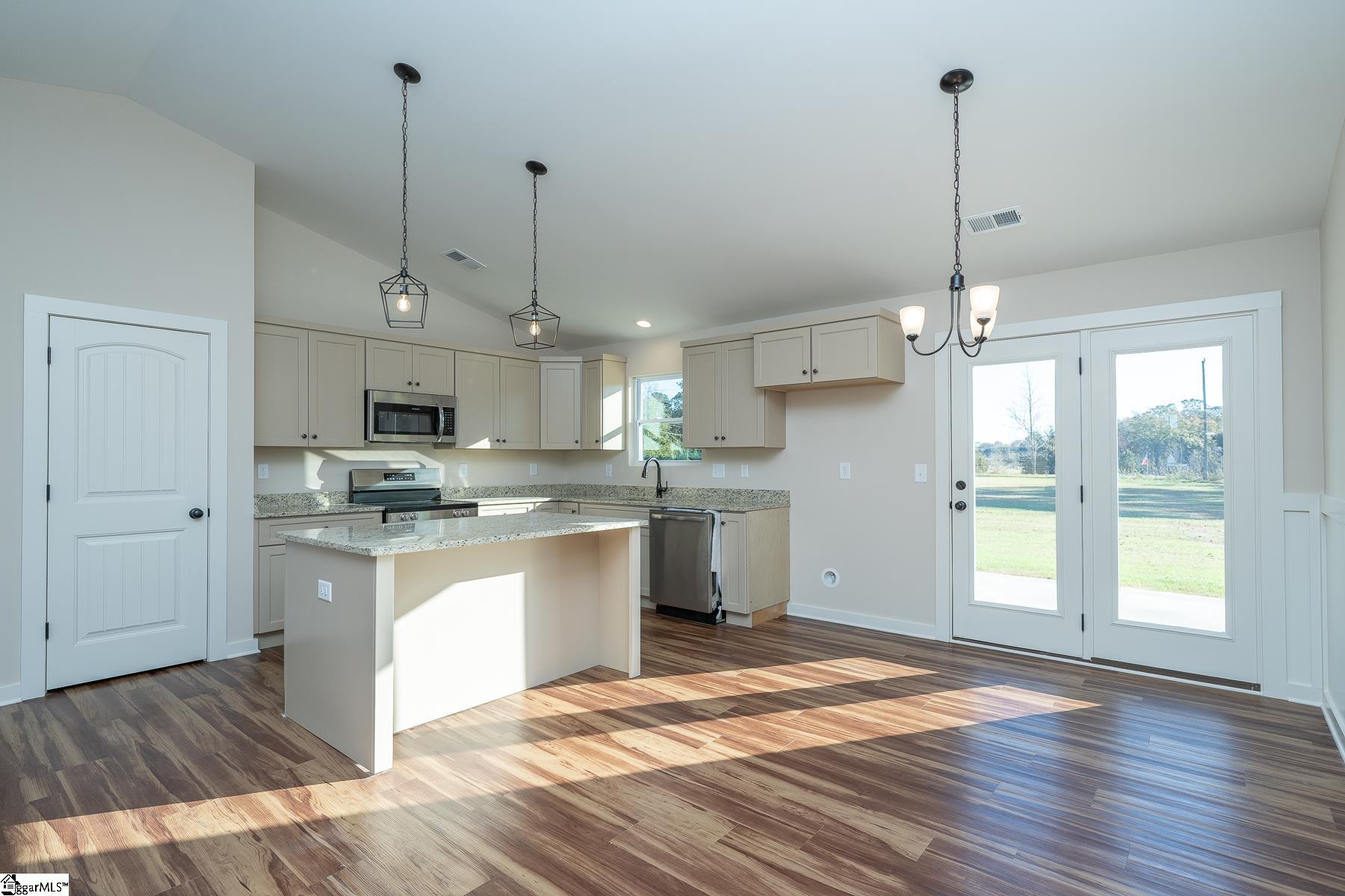 25 Simpson Creek Road Laurens, SC 29360 - Photo 2 of 28 Gallery Image 2