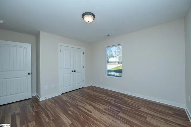 $289,900 | 25 Simpson Creek Road, Laurens, SC 29360