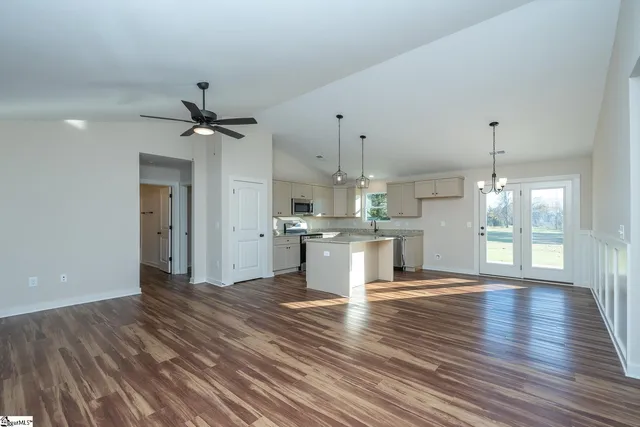 $289,900 | 25 Simpson Creek Road, Laurens, SC 29360