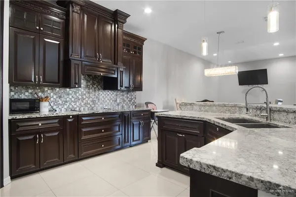 $405,000 | 5409 San Roman Terrance, Edinburg, TX 78542