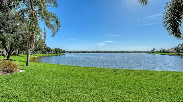 $699,500 | 6539 Moorings Point Circle, Unit 102, Lakewood Ranch, FL 34202