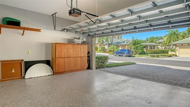 $699,500 | 6539 Moorings Point Circle, Unit 102, Lakewood Ranch, FL 34202