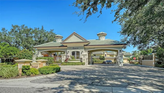 $699,500 | 6539 Moorings Point Circle, Unit 102, Lakewood Ranch, FL 34202