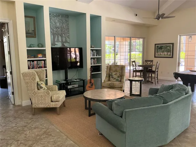 $699,500 | 6539 Moorings Point Circle, Unit 102, Lakewood Ranch, FL 34202