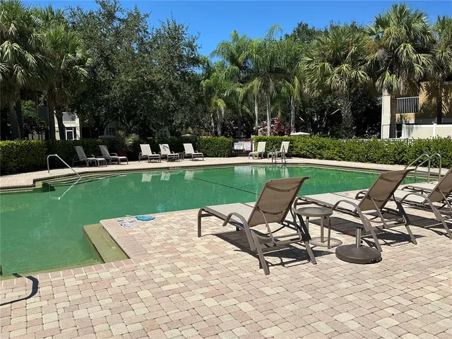 $699,500 | 6539 Moorings Point Circle, Unit 102, Lakewood Ranch, FL 34202