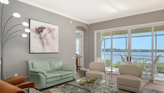 $699,500 | 6539 Moorings Point Circle, Unit 102, Lakewood Ranch, FL 34202