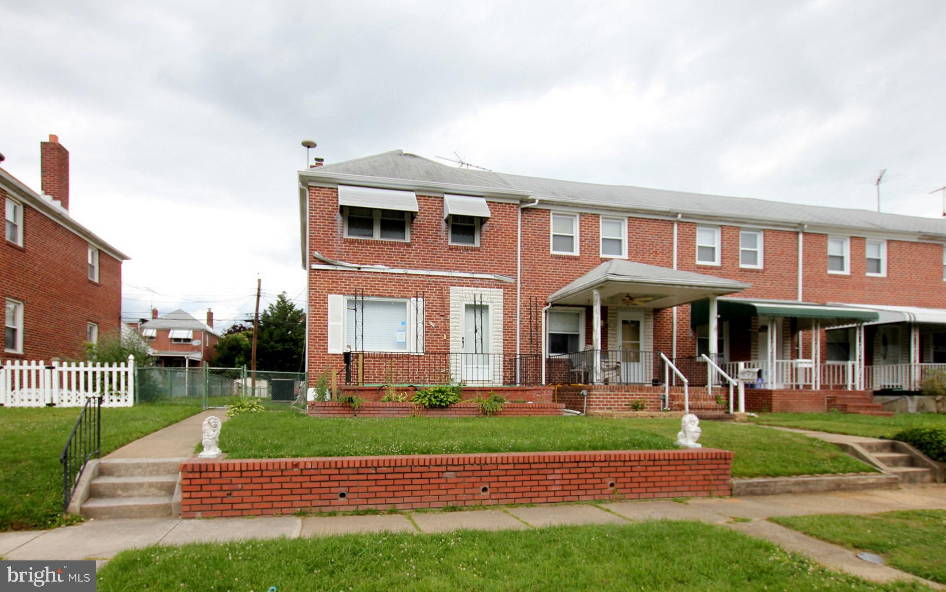 211 Riverthorn Road Baltimore, MD 21220 - Photo 1 of 19 Exterior (Front)
